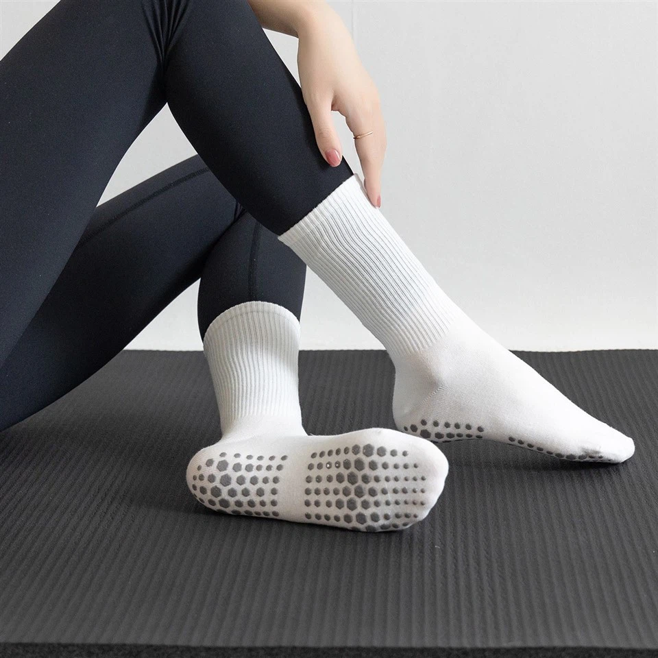 Cutom Logo Yoga And Pilates Socks factory