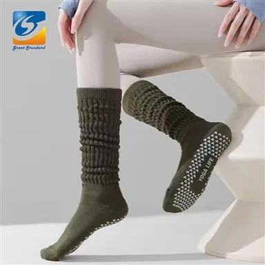 그립이 있는 여성용 요가 양말
